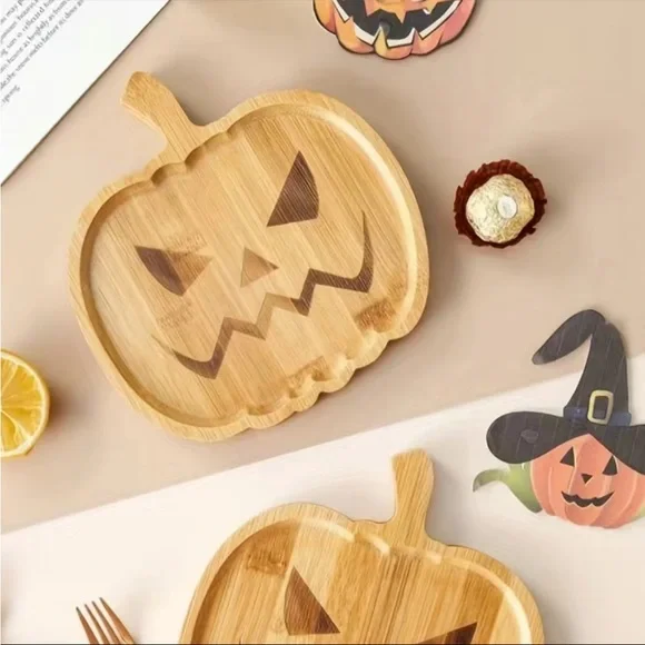 Jack o lantern wooden charcuterie board - Picture 7 of 8